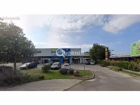local 308 m² bagnols-sur-cèze