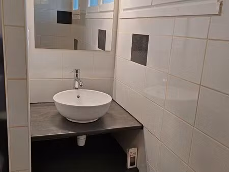 loue charmante petite maison
