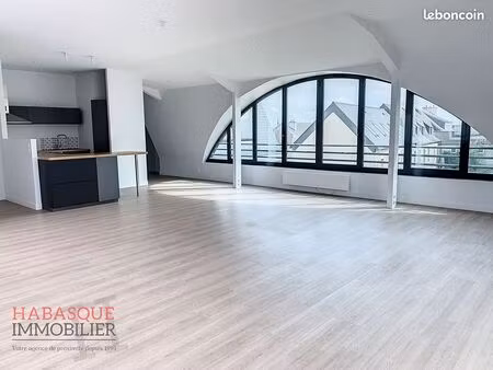 appartement 3 pièces 101 m²