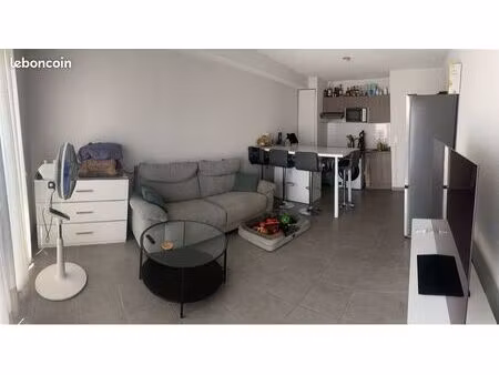 à vendre – appartement t2 de 41 m² avec terrasse  parking et ascenseur – vendu entièrement