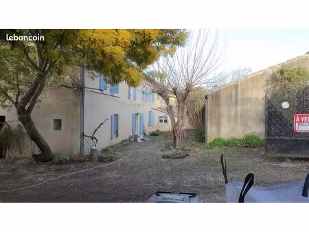 mas à louer à l’année uzes