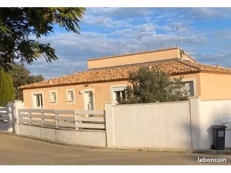 à louer villa t5 avec jardin privatif