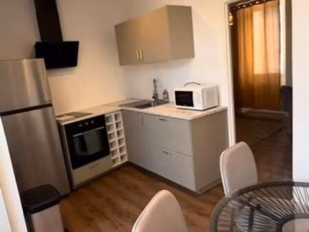 appartement nimes-centre 45m2 meublé