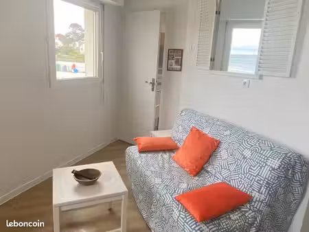 loue studio meublé vue mer