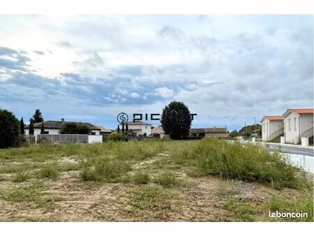 terrain 482 m² seilh