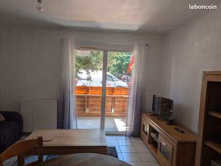 loue superbe t2 meublé