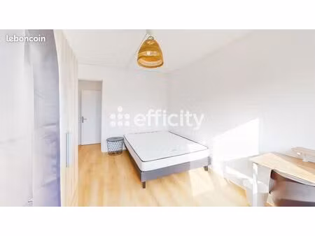 chambre 5 pièces 12 m²
