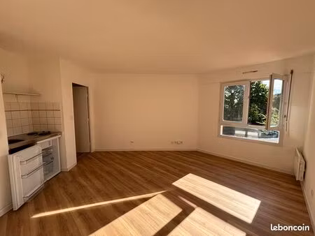 appartement t2 avec parking extérieur - résidence sécurisée
