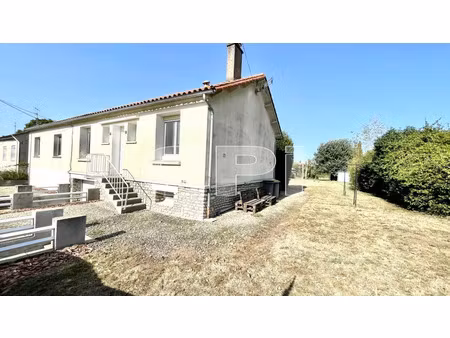 vente maison 5 pièces 102 m² saint-varent (79330)
