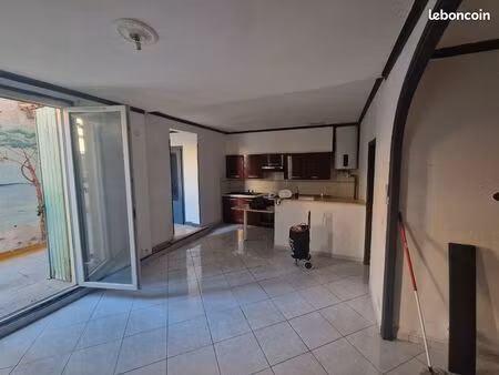 appartement avec terrasse et grenier
