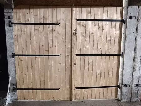 garage boxé idéal stockage matériel