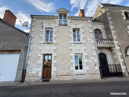 maison 8 pièces 240 m²