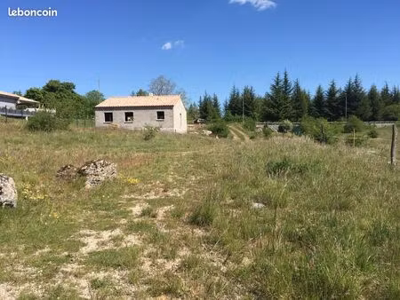 terrain 2 354 m² le caylar