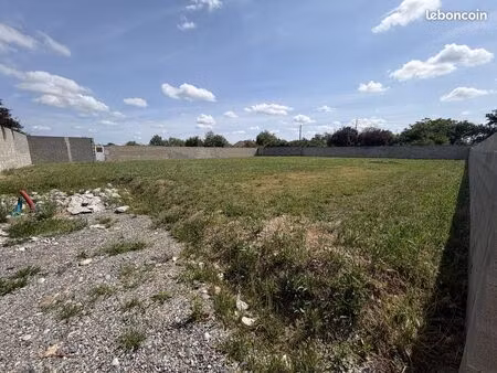 terrain 1842 m² seysses
