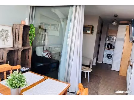 studio prêt à louer piscine  clim
