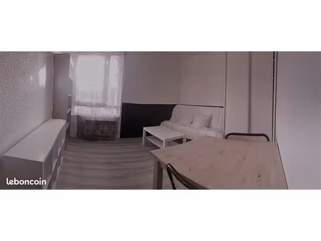 studio meublé réservé aux étudiants proche montpellier business school / hôtel du départem