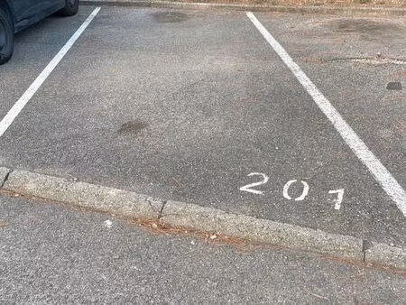 place parking montpellier 10m2