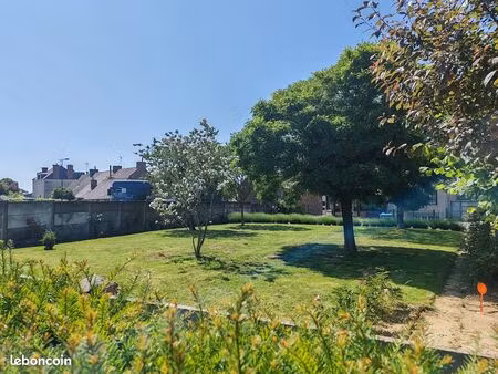 terrain 326 m² retiers