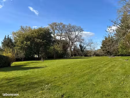 terrain 970 m² bains sur oust