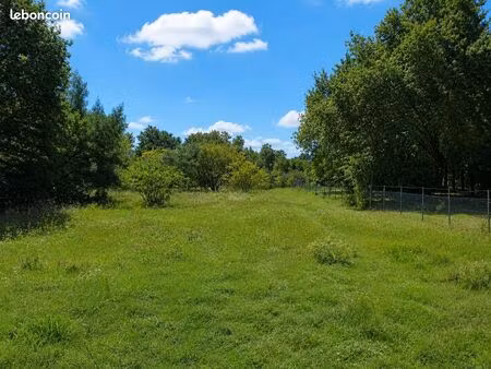 terrain 6400 m² grayan-et-l'hôpital