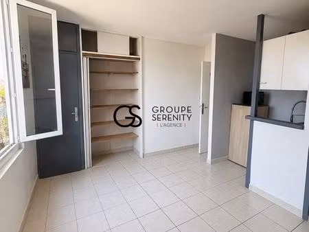 studio 1 pièce 26 m²