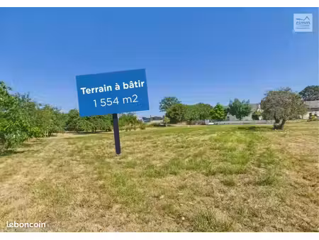 terrain 1554 m² la chapelle-bouëxic