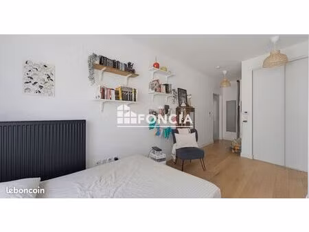 à vendre – t1 de 29 m² – bordeaux saint-genès – au pied du tramway