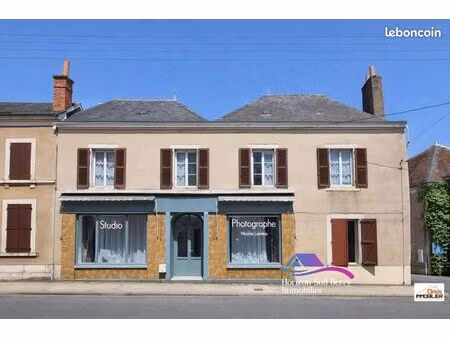 local commercial 155 m²