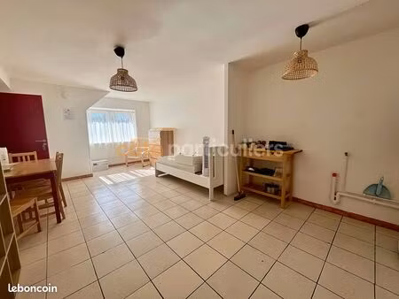 studio 1 pièce 29 m²