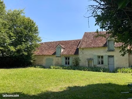 vente d'un bel ensemble immobilier dans une jolie campagne : maison individuelle + grange 