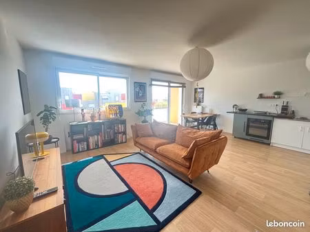 à vendre - appartement t3 - 64 m² - montreuil-le-gast