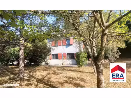 propriété 12 pièces 317 m²