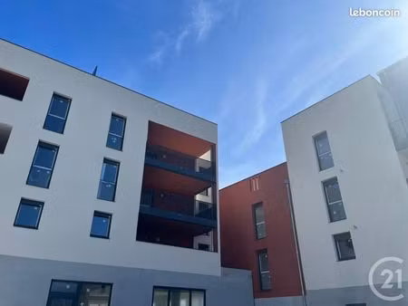 appartement 1 pièce 38 m²