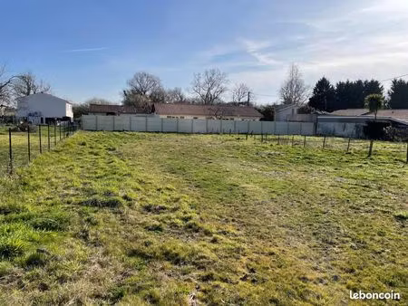 terrain 644 m² ludon medoc