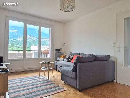 appartement t3 traversant