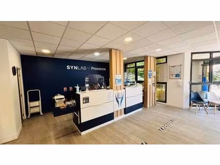 local commercial à vendre