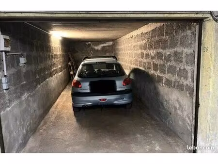 vends garage  7 rue barginet  à grenoble