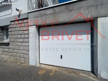 parking/box 1 pièce 27 m²