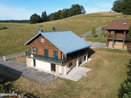maison la pesse haut-jura