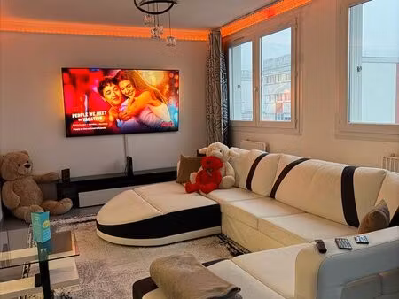 appartement 75m2 pied tramway