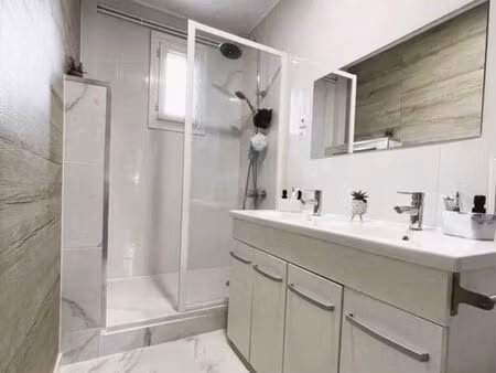 appartement t4 transformé en grand t3 lumineux