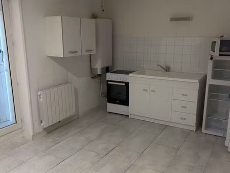 appartement proche école d'infirmières  hôpital