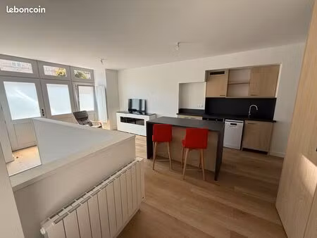 appartement 3 chambres entièrement rénové – centre-ville de marvejols – 57 m² habitables /