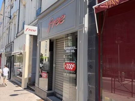 ?cession droit au bail / parts sociales / pas de porte ?- local commercial angers centre ?