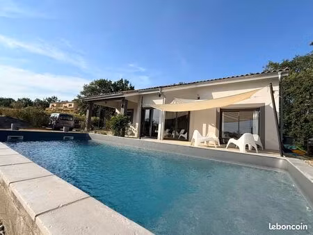 maison de plain pied avec vue magnifique sur les pyrénées