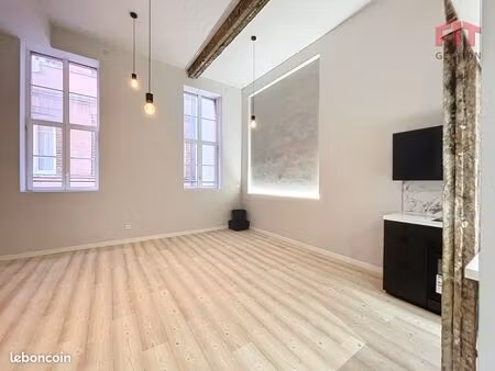 loft 3 pièces 75 m²