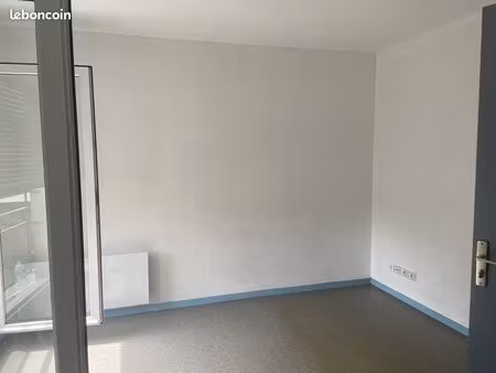 studio 1 pièce 18 m²