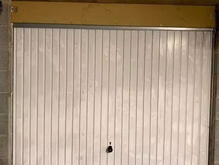 garage/box 13 m² cholet