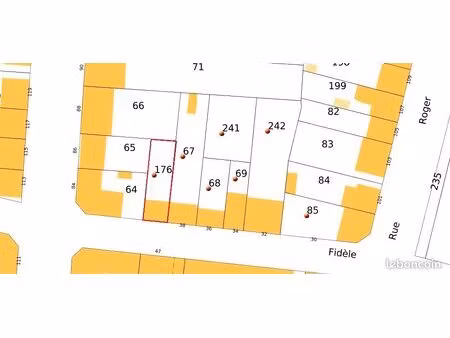 2 garages sur terrain constructible