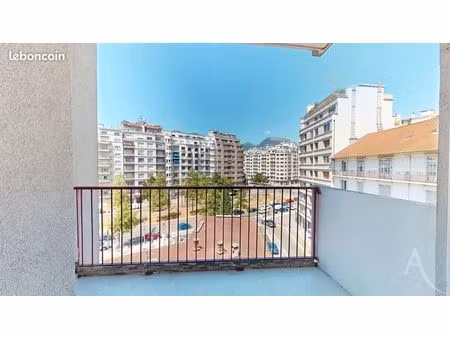 appartement 3 pièces 65 m²
